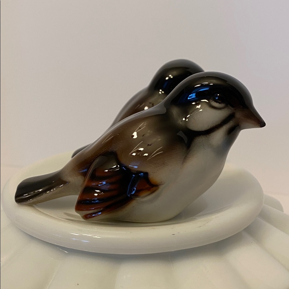 Vintage Set Of Two Porcelain Sparrows Birds Made In Austria by Wein Keramos - Picture 4 of 16